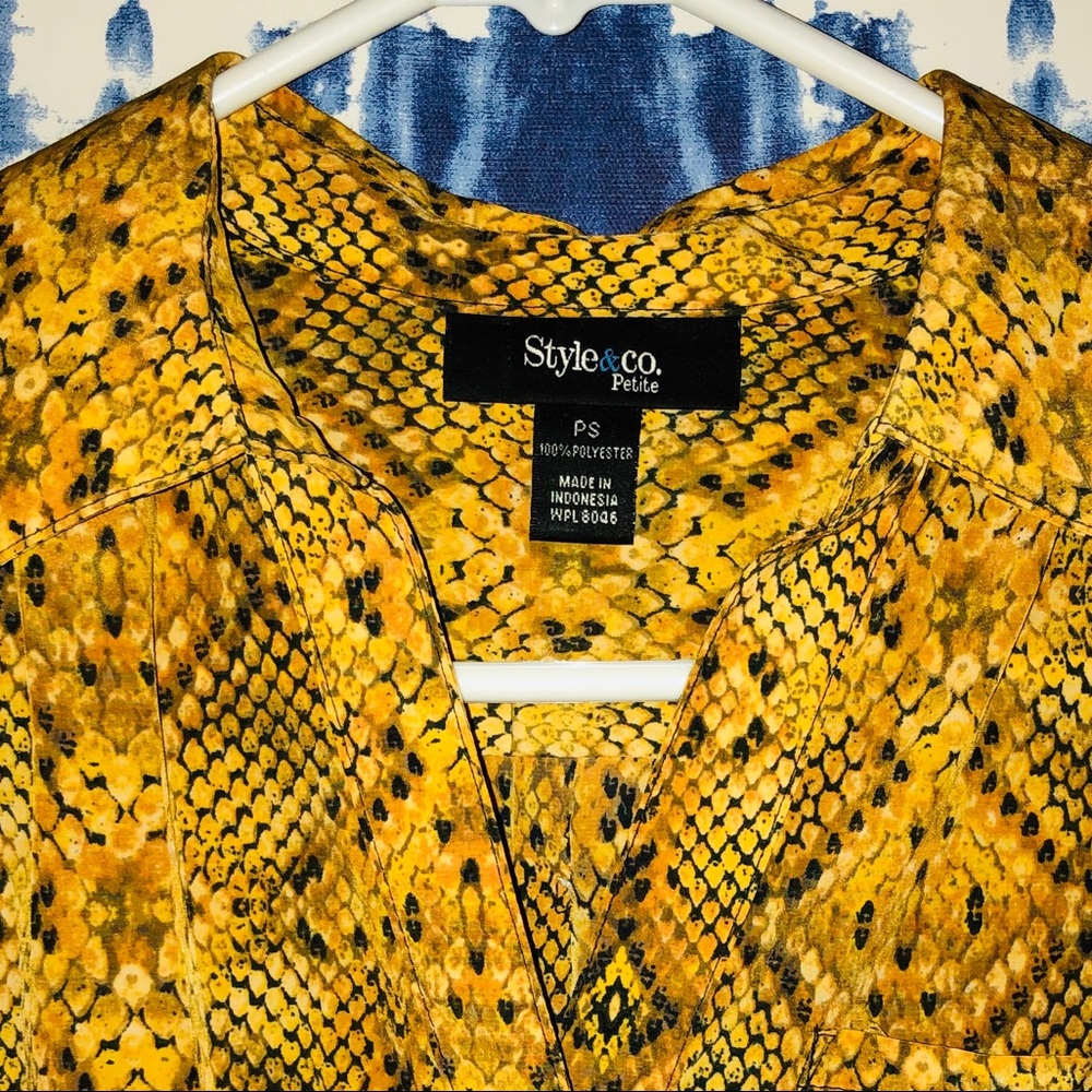 Snakeprint blouse - Picture 2 of 4